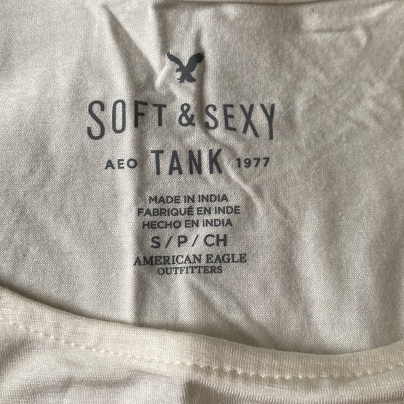AE tank top - Picture 3 of 3